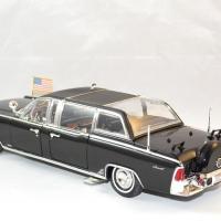 Lincoln continental 1961 quickfix president usa 1 24 autominiature01 3 