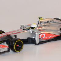 Mac laren mp4 28 vodafone 2013 perez 1 43 corgi autominiature01 com cor56702 1 