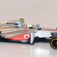 Mac laren mp4 28 vodafone 2013 perez 1 43 corgi autominiature01 com cor56702 3 