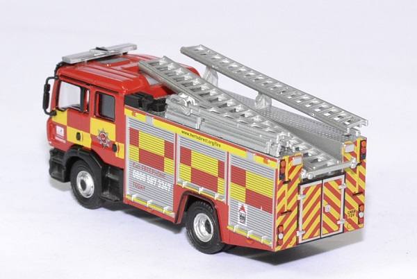 Man pompier echelle fpt hertfordshire 1 76 oxford autominiature01 2 