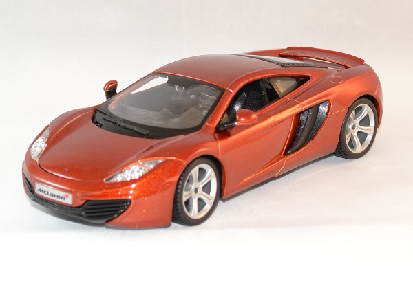 Mc laren mp4 12c 1 24 bburago autominiature01 1