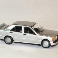 Mercedes 190 2 3 1988 whitebox 1988 1 43 wht246 autominiature01 3 