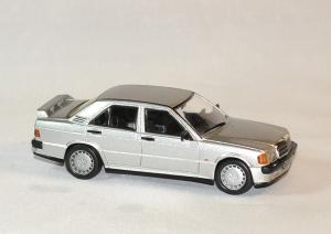 Mercedes 190 2 3 1988 whitebox 1988 1 43 wht246 autominiature01 3 