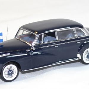 Mercedes 300D 1957 Président Somoza nicaragua ixo 1/43