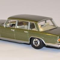 Mercedes 600 w100 limousine whitebox 1 43 autominiature01 com 2 