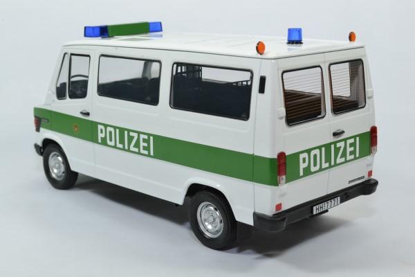 Mercedes benz 208d bus police 1988 hambourg 1 18 kkscale autominiature01 180292 2 