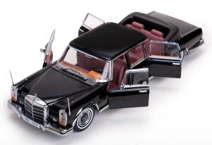 Mercedes benz 600 landaulet 1966 sunstar 1 18 autominiature01 3 