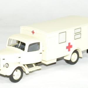 Mercedes-Benz L3000 camion Croix Rouge Allemande ambulance