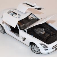 Mercedes benz sls amg 1 24 welly autominiature01 com wel24025wwe 2 