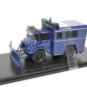 Mercedes-Benz unimog 406 maintien de l'ordre 2008 bleu