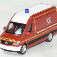 Mercedes sprinter pompier 1 64 norev autominiature01 1 