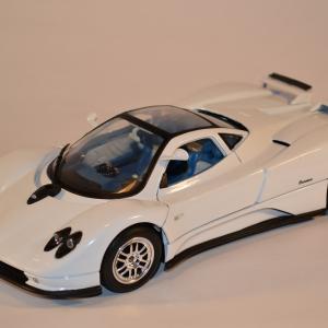 Pagani Zonda C12 2003 white Motor Max 1-18