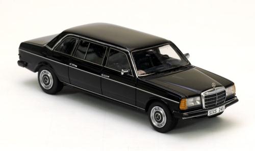neo-mercedes-miniatures-automobiles-240d-lang-w123-neo-models-limousine-stretch-autominiature01-1.jpg