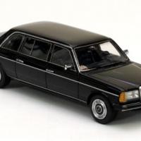 neo-mercedes-miniatures-automobiles-240d-lang-w123-neo-models-limousine-stretch-autominiature01-1.jpg