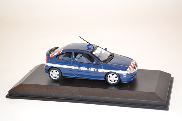 Véhicule miniature Renault Mégane Coupé 2001 Gendarmerie NOREV