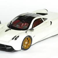Pagani huayra 1 18 blanc gt auto 2012 welly autominiature01 1 