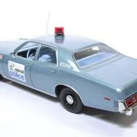 Plymouth fury 1977 detroit police greenlight 1 18 autominiature01 19069 2 