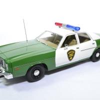 Plymouth fury police chicksaw 1975 greenlight 1 18 autominiature01green19076 1 