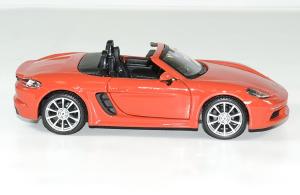 Porsche 718 boxter orange 1 24 bburago autominiature01 3 