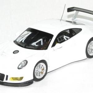 Porsche 911 GT3 ready to race Blanc