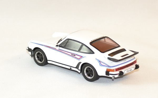 Porsche 911 ixoist martini 1975 1 43 autominiature01 2 