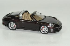 Porsche 911 targa 4s herpa 1 43 autominiature01 3 