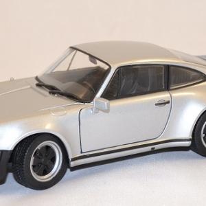 Porsche 911 Turbo 3.0 argent 1974