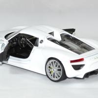 Porsche 918 spyder 1 24 welly autominiature01 4 