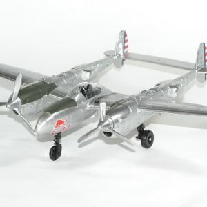 Avion P38 Lightning Red Bull