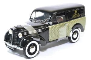 Renault juvaquatre 300kg 1953 revillon 1 18 norev autominiature01 185261 1 