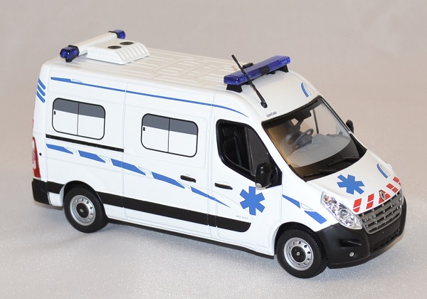Renault master ambulance 1 43 2011 norev autominiature01 com 3 