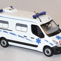 Renault master ambulance 1 43 2011 norev autominiature01 com 3 