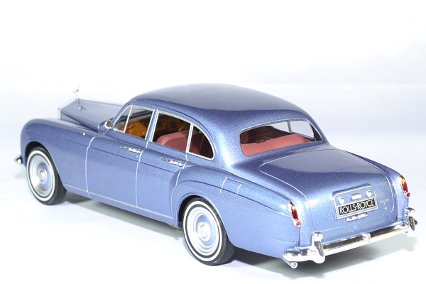 Rolls royce silver cloud mulliner 1965 mcg 1 18 autominiature01 2 