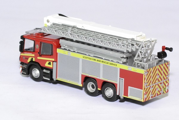 Scania aerial rescue pomp pompier 1 76 oxford autominiature01 2 