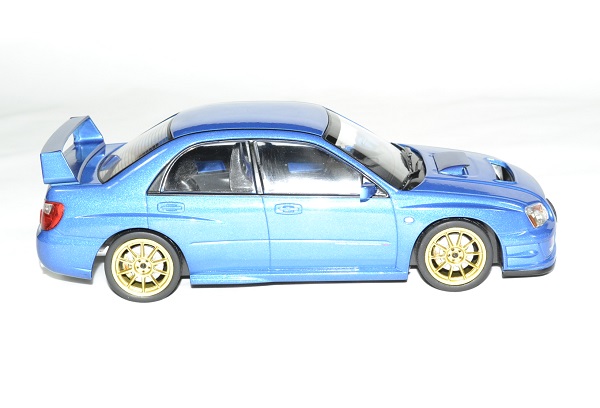 Subaru impreza wrx sti 2003 1 18 ixo autominiature01 3 