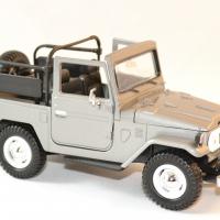 Toyota fj 40 gris decapote 1 24 motor max autominiature01 2 