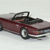 Triumph tr6 cabriolet 1 43 norev 1970 autominiature01 2 