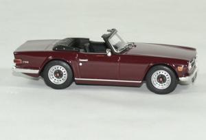 Triumph tr6 cabriolet 1 43 norev 1970 autominiature01 3 