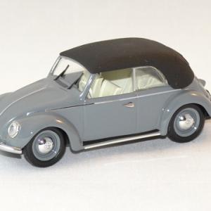 Volkswagen coccinelle 1949 avec capote grise